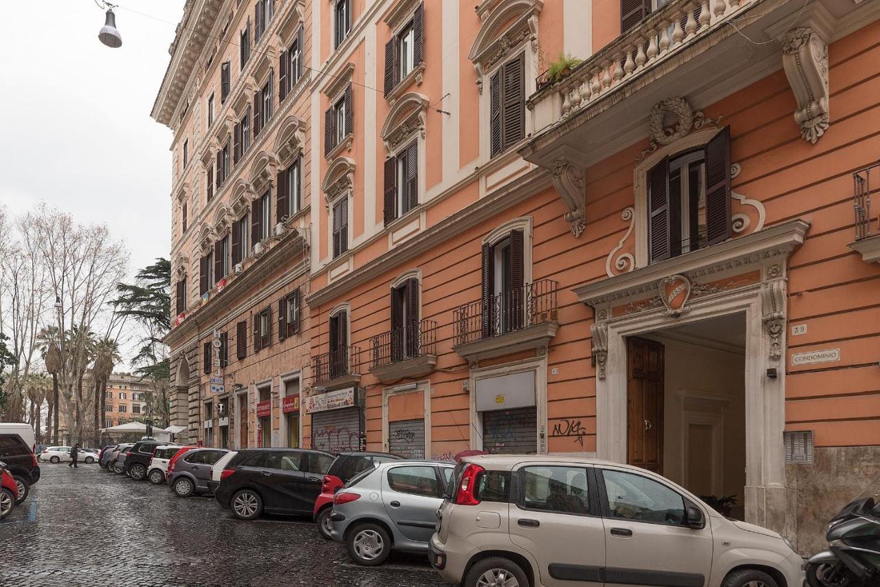 Vittorio Emmanuele & Colosseo Studio روما المظهر الخارجي الصورة